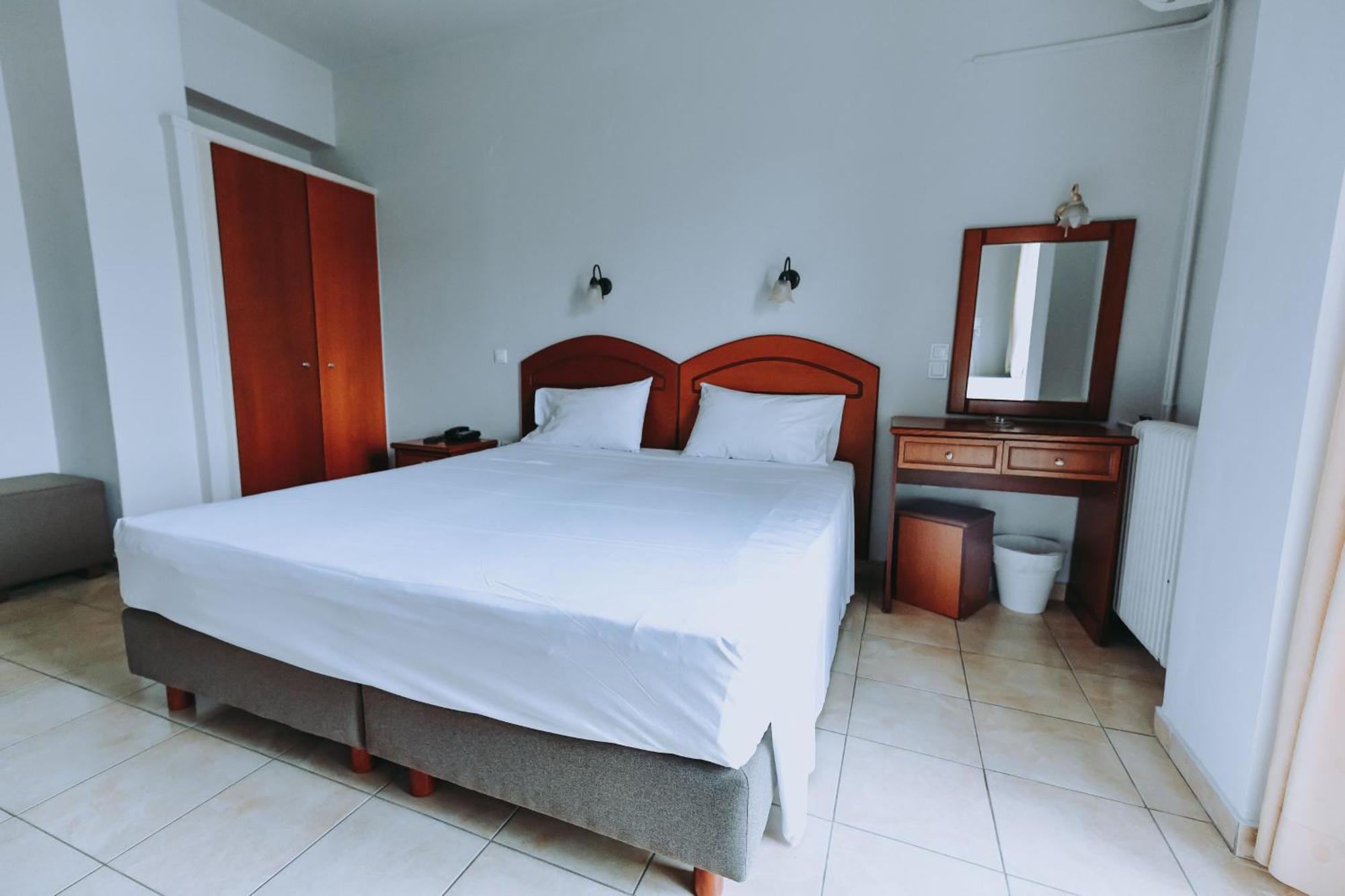 Athinaiko Hotel كاندية الغرفة الصورة